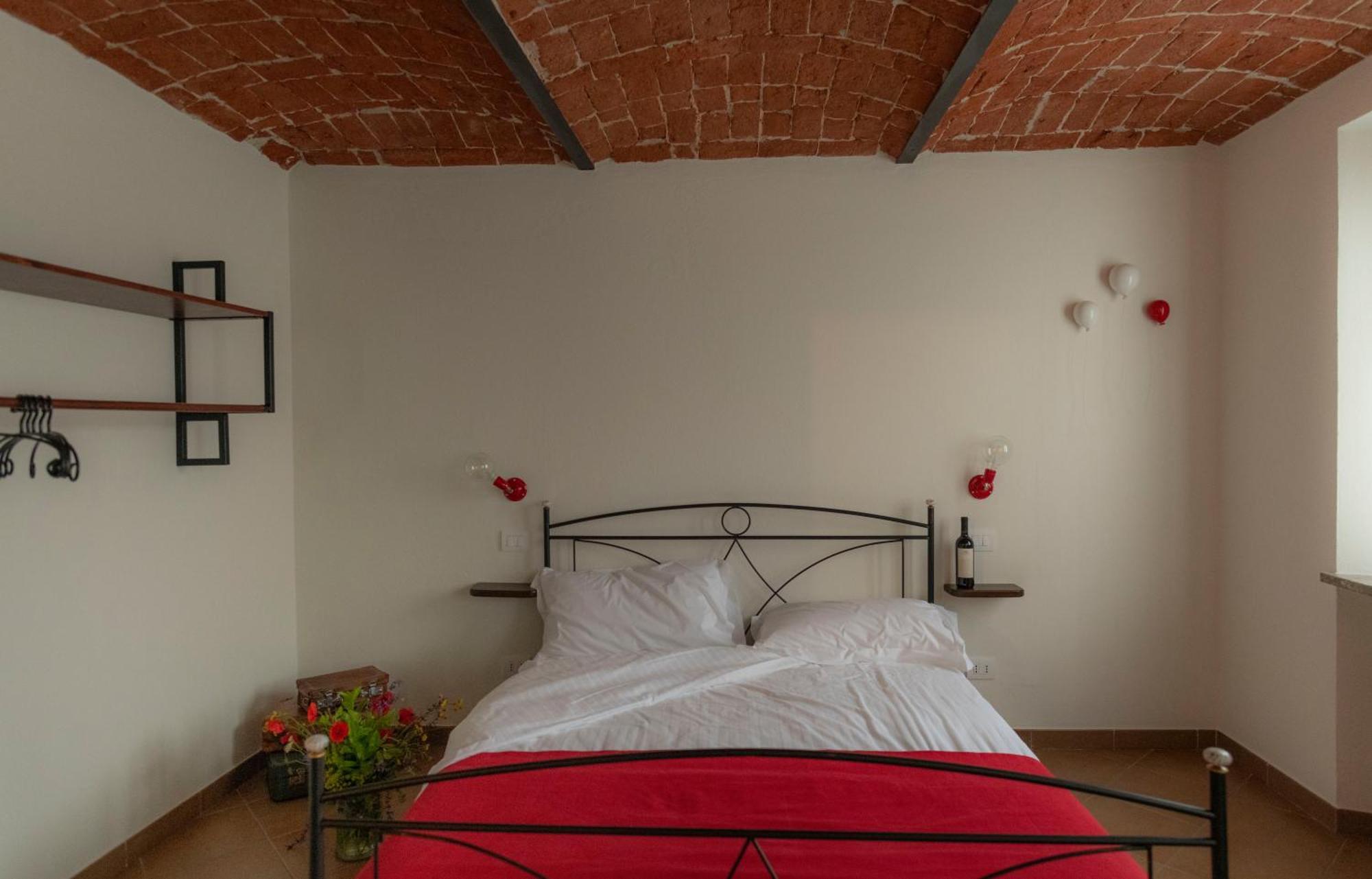 Ca' Nadin Agriturismo San Damiano dʼAsti Zewnętrze zdjęcie